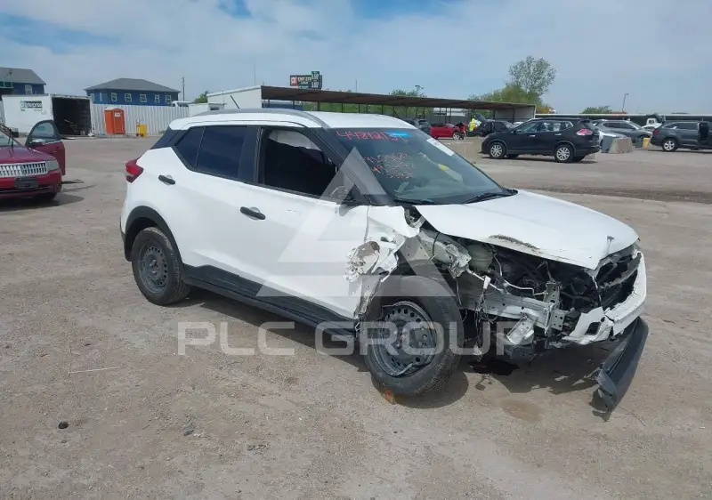 2019 Nissan KICKS photo