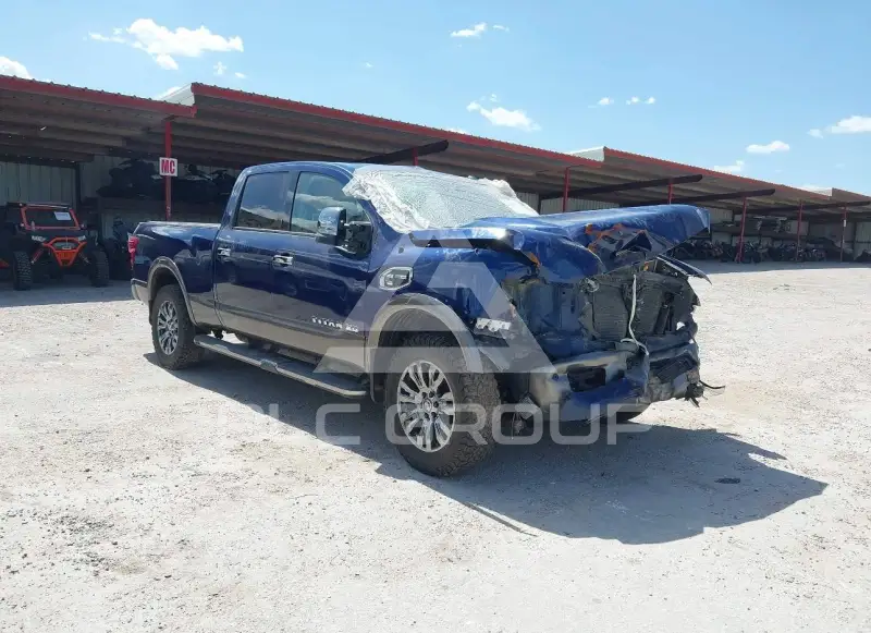 2019 Nissan TITAN фото