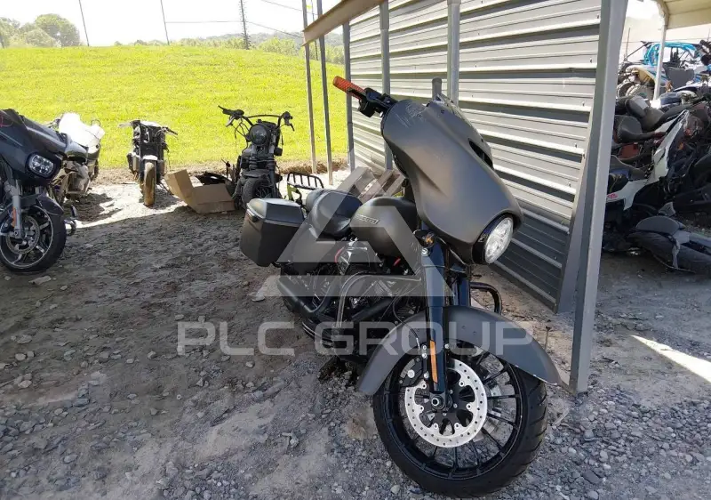 2019 Harley-Davidson FLHX фото