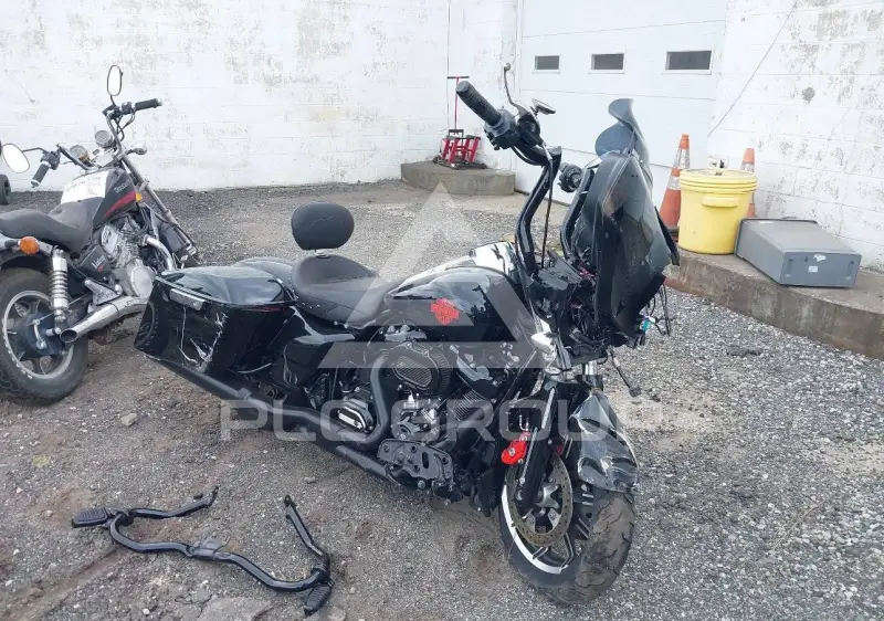 2019 Harley-Davidson FLHT photo