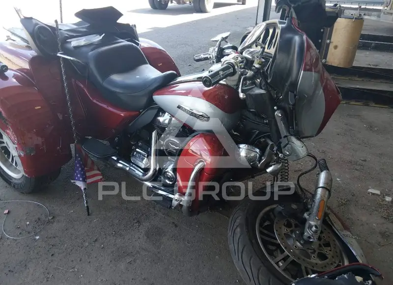 2019 Harley-Davidson FLHTCU фото