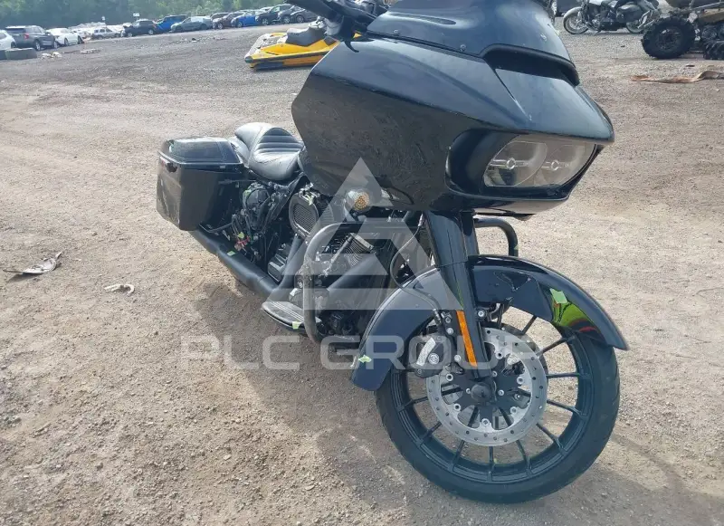 2019 Harley-Davidson FLTRX photo