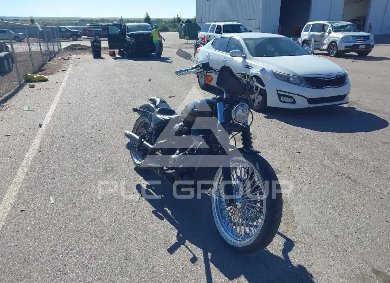 2019 Harley-Davidson FXBB photo