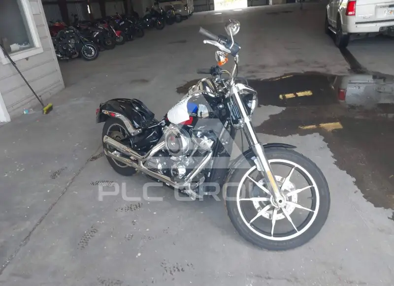 2019 Harley-Davidson FXLR фото