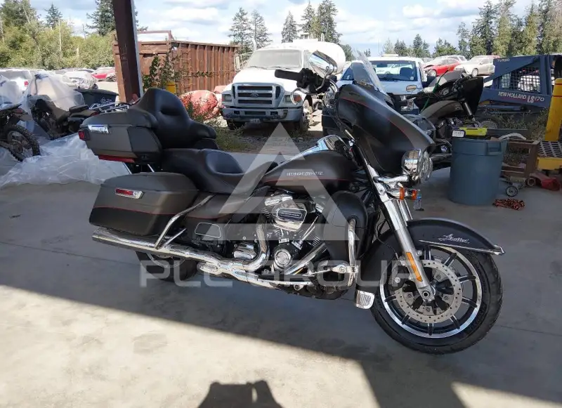 2019 Harley-Davidson FLHTK фото