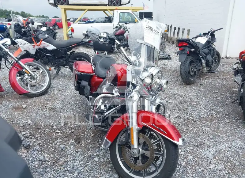 2019 Harley-Davidson FLHR фото