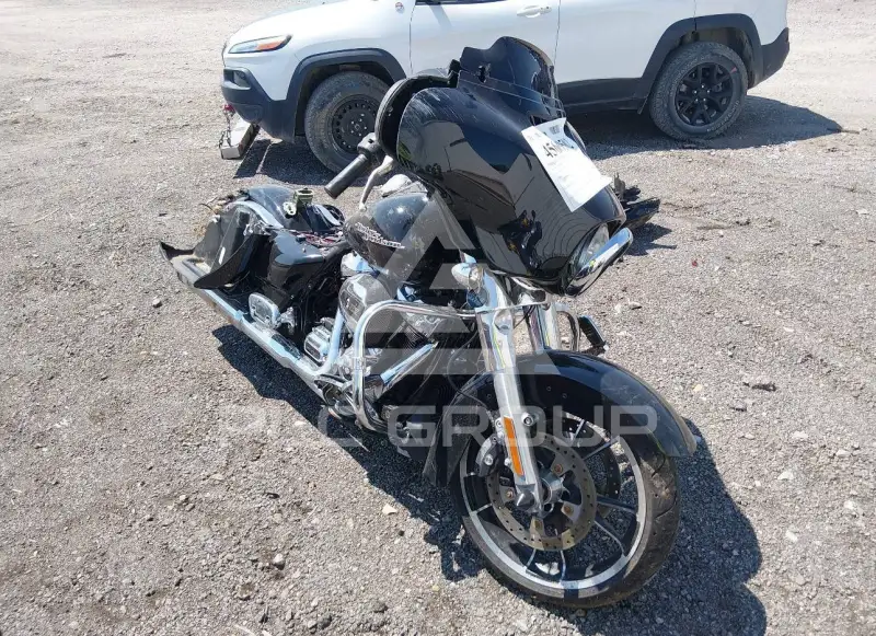 2019 Harley-Davidson FLHX фото