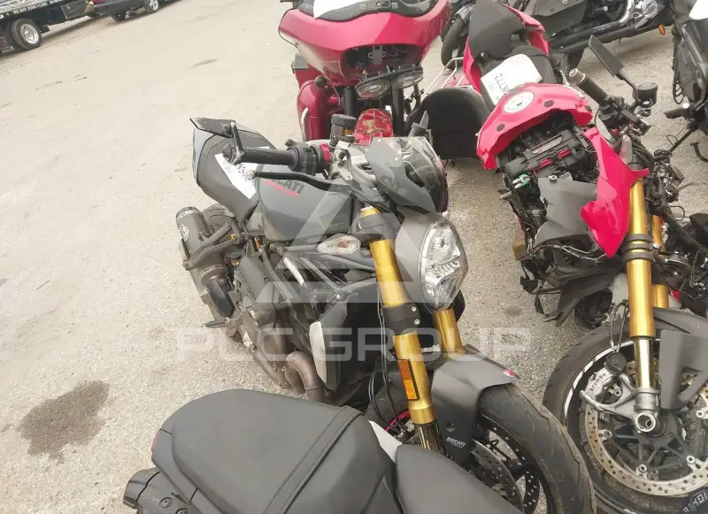 2019 Ducati Monster фото