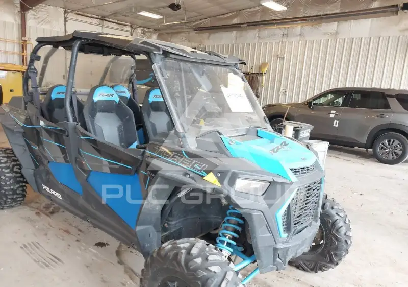 2019 Polaris Rzr photo