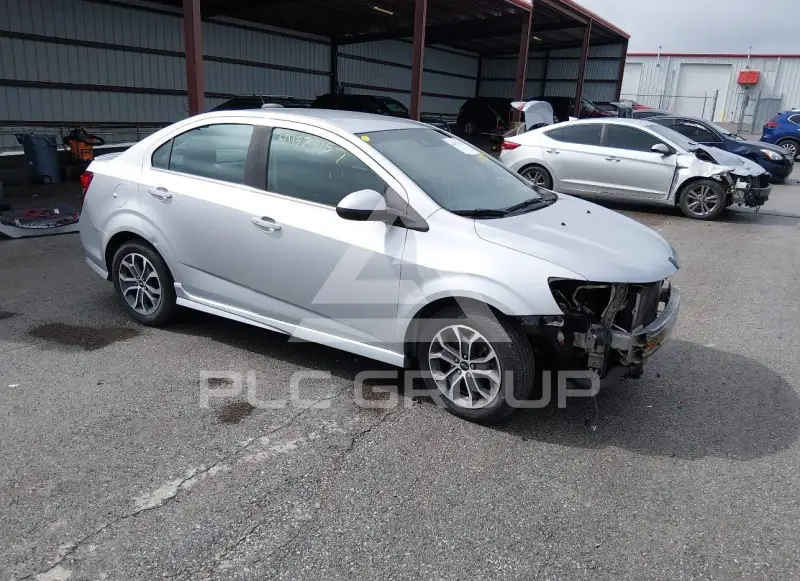 2019 Chevrolet Sonic photo