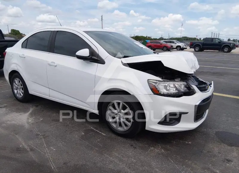 2019 Chevrolet Sonic фото