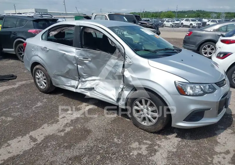 2019 Chevrolet Sonic фото