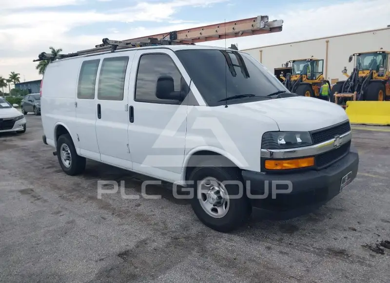 2019 Chevrolet Express photo
