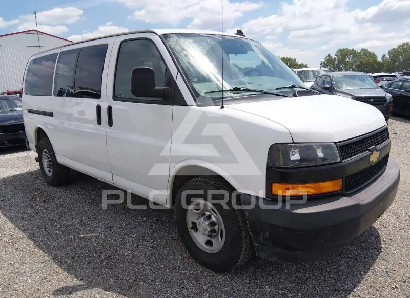 2019 Chevrolet Express фото