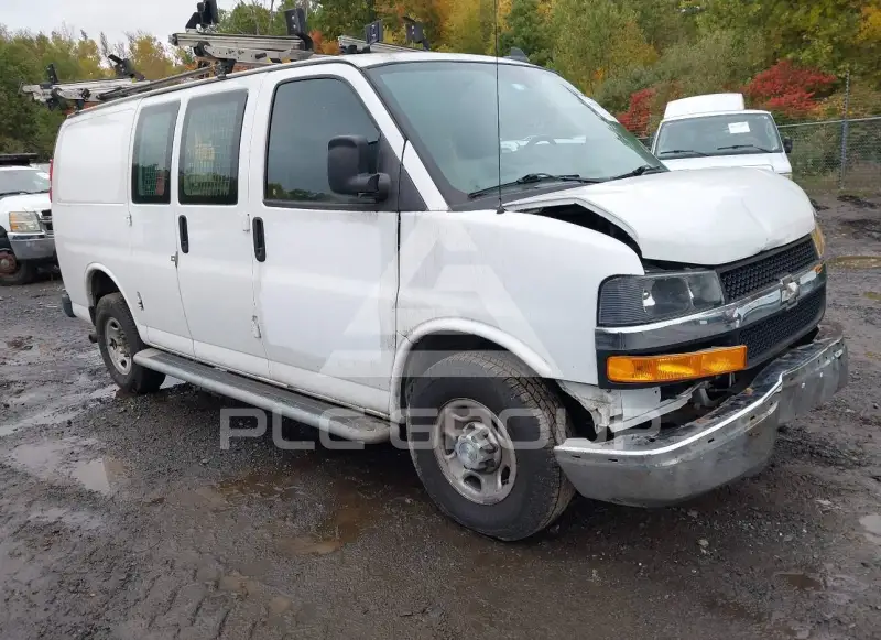 2019 Chevrolet Express photo