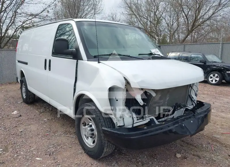 2019 Chevrolet Express photo