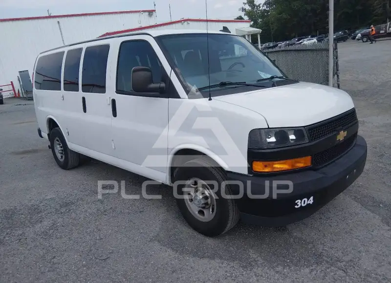 2019 Chevrolet Express photo