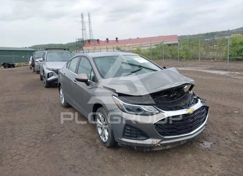 2019 Chevrolet Cruze фото