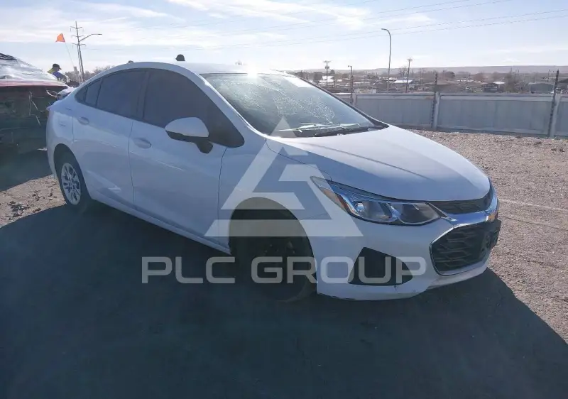 2019 Chevrolet Cruze photo