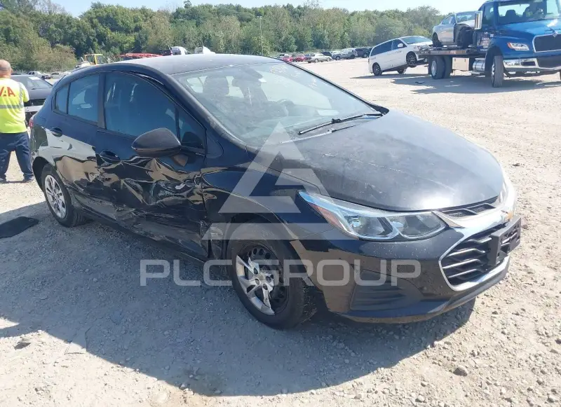 2019 Chevrolet Cruze photo