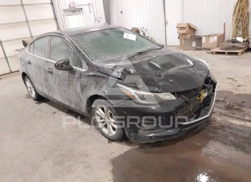 2019 Chevrolet Cruze фото