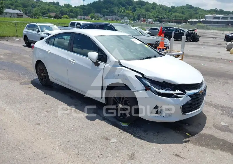 2019 Chevrolet Cruze photo