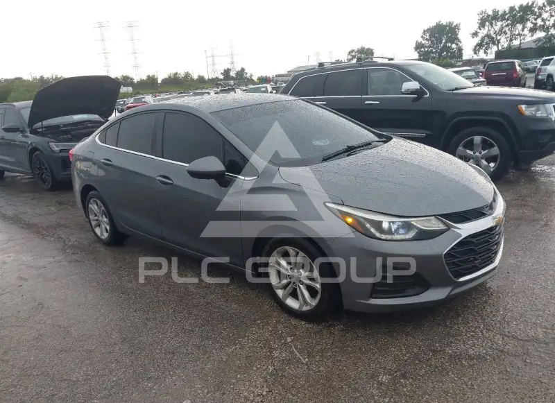 2019 Chevrolet Cruze photo
