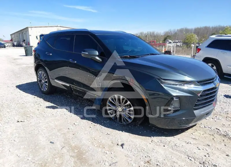 2019 Chevrolet Blazer photo