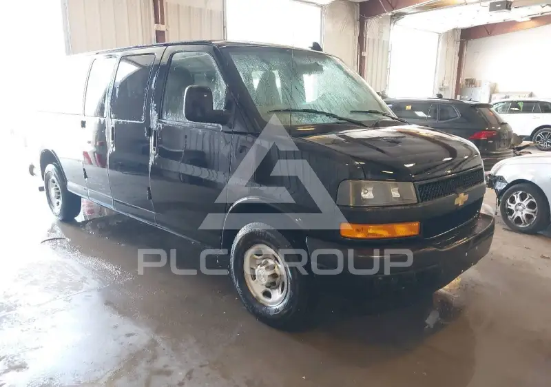 2019 Chevrolet Express photo