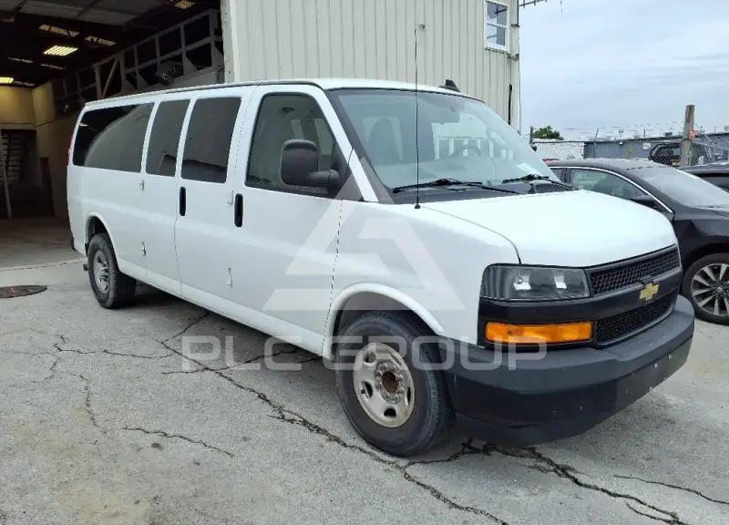 2019 Chevrolet Express photo