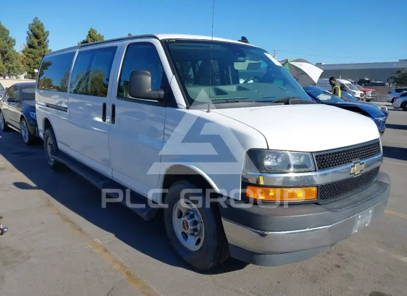 2019 Chevrolet Express фото