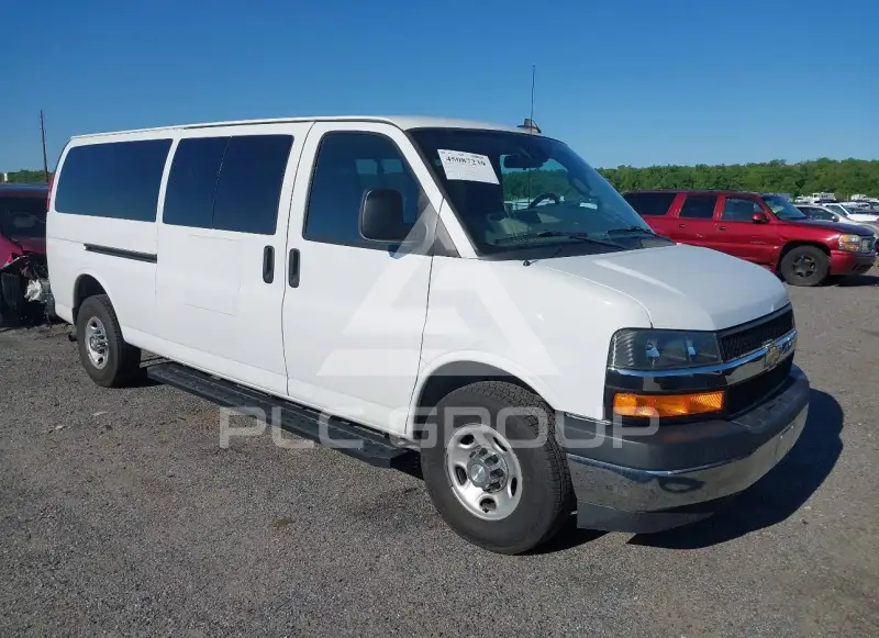 2019 Chevrolet Express photo