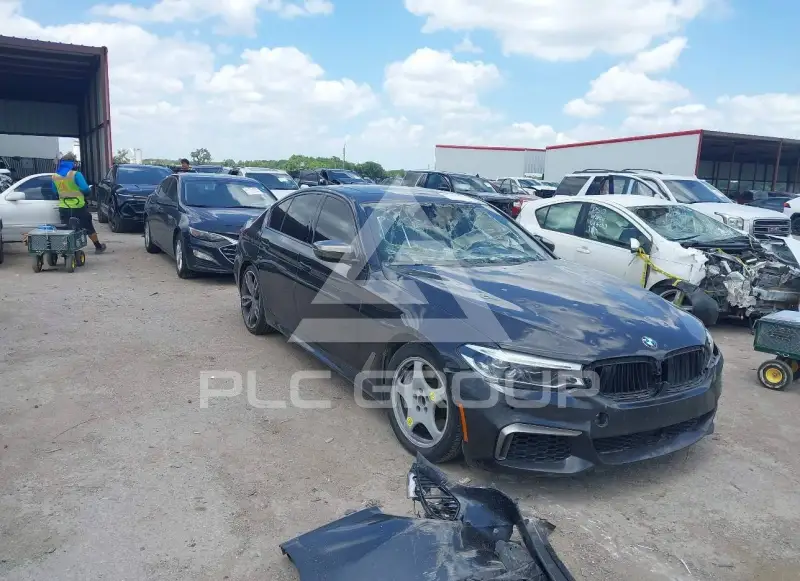 2019 BMW M550 photo