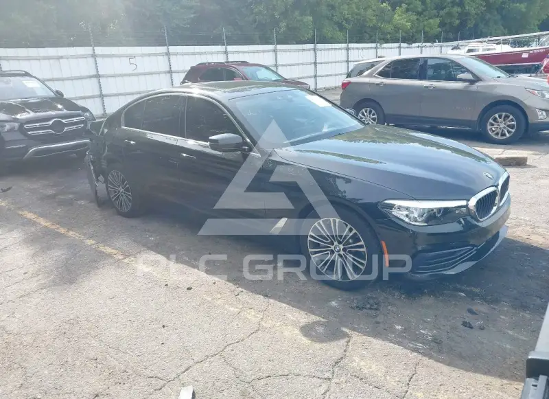 2019 BMW 523 фото