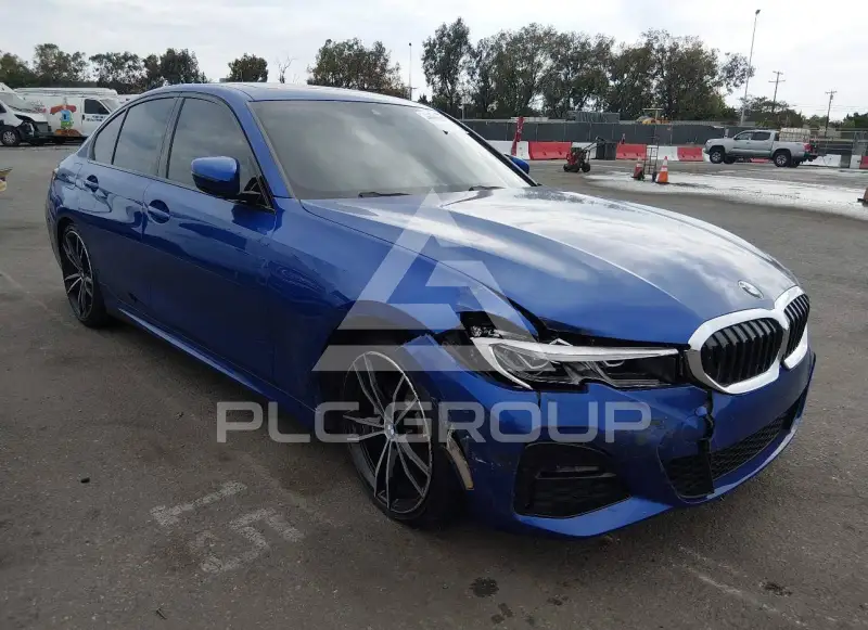 2019 BMW 330 photo