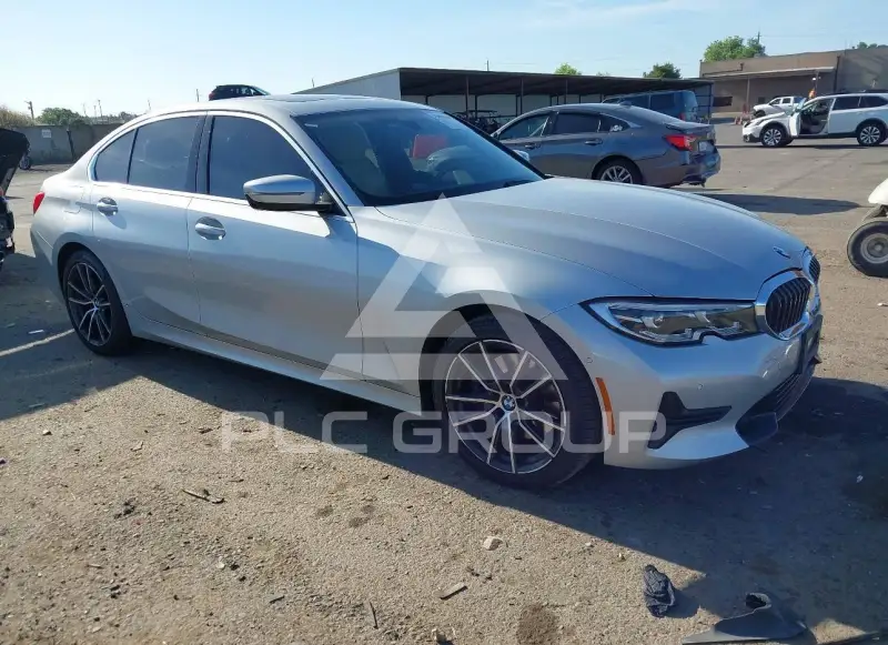 2019 BMW 330 photo