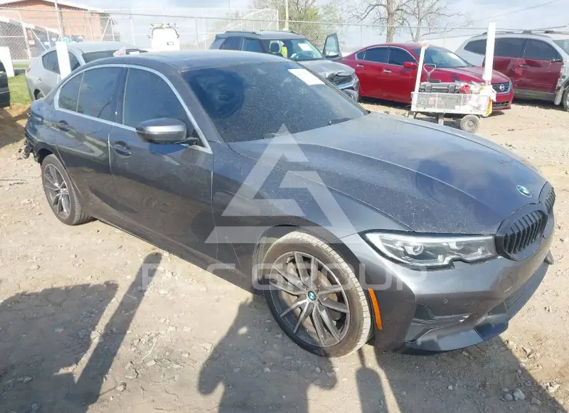 2019 BMW 330 фото