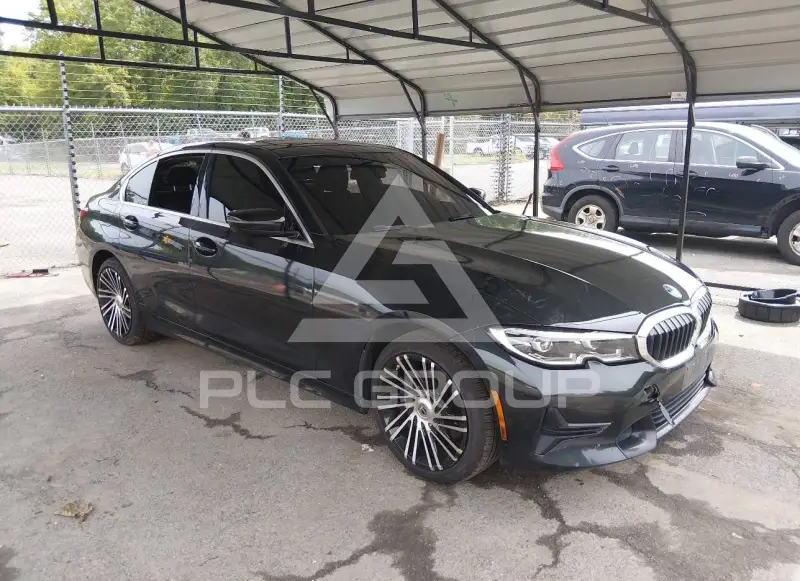 2019 BMW 330 фото
