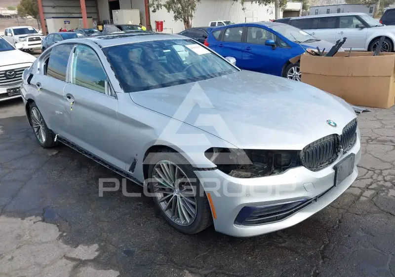2019 BMW 530 фото