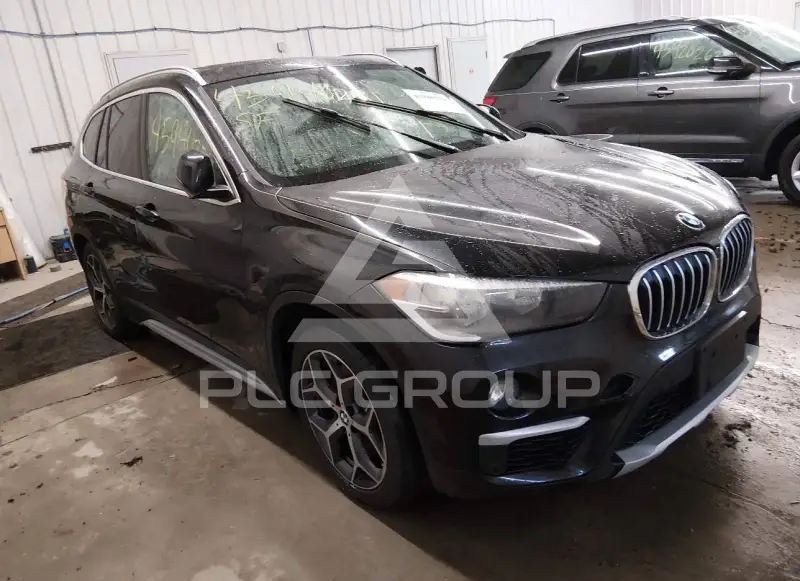 2019 BMW X1 фото