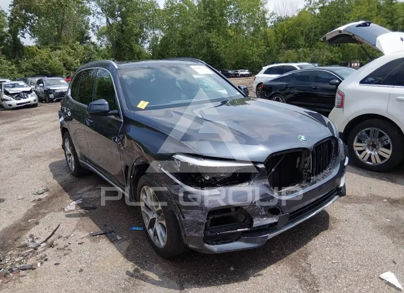 2019 BMW X5 photo