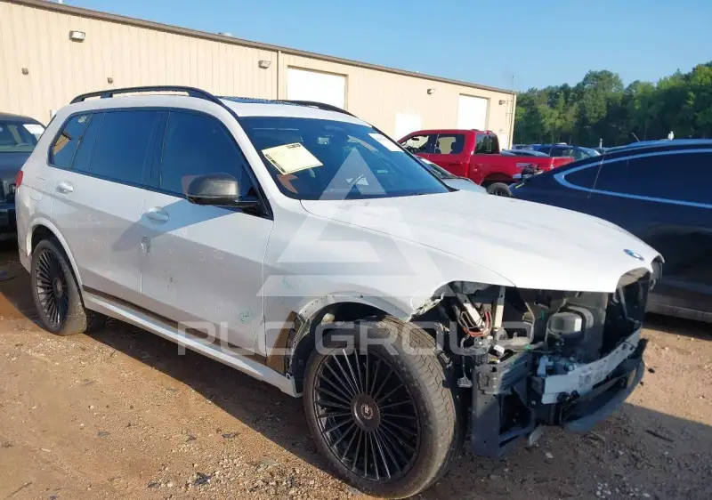 2019 BMW X7 photo