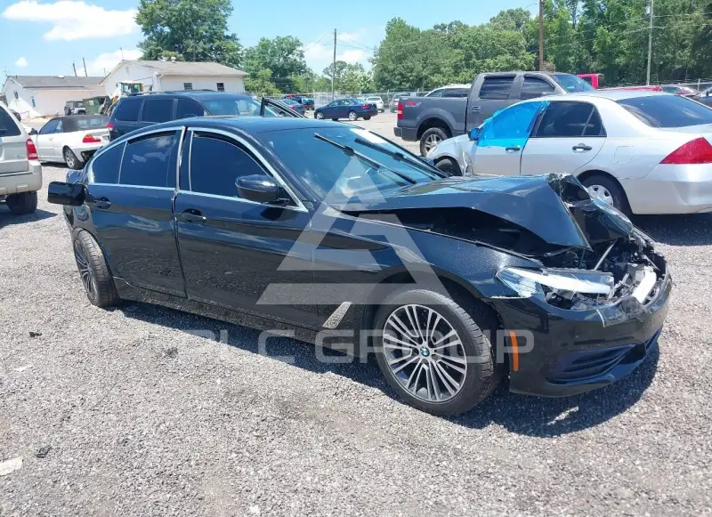 2019 BMW 530 photo