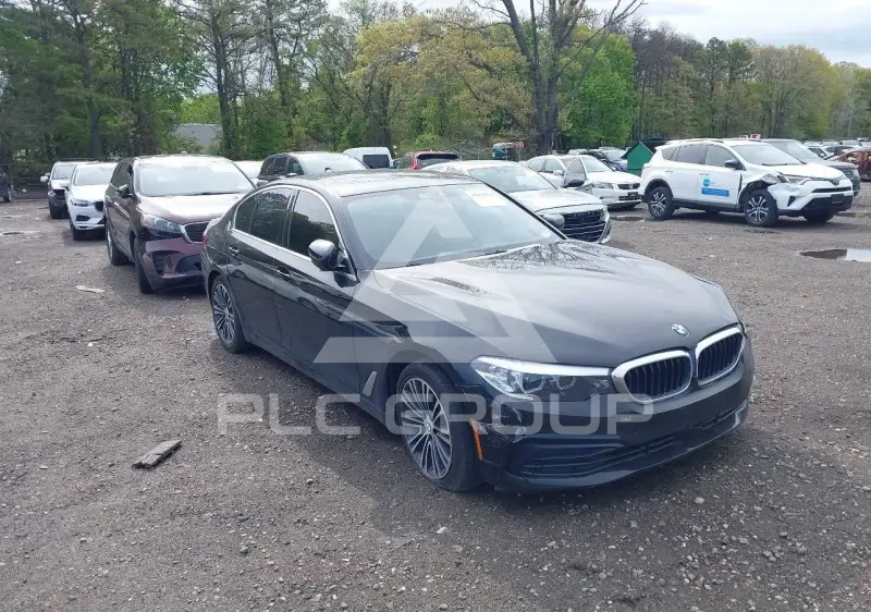 2019 BMW 530 фото