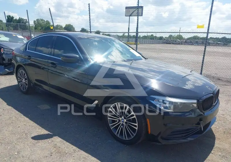 2019 BMW 530 фото