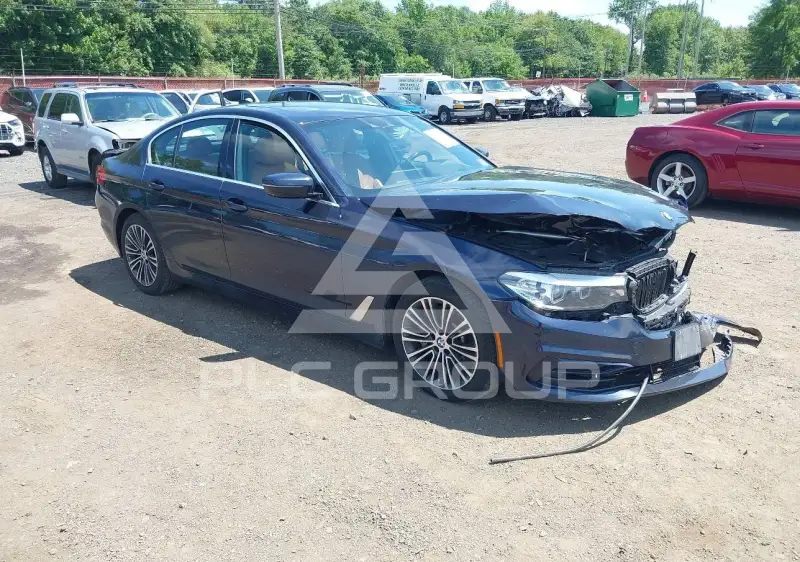2019 BMW 540 фото