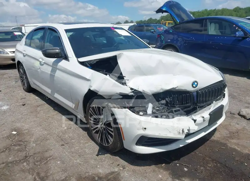 2019 BMW 540 фото