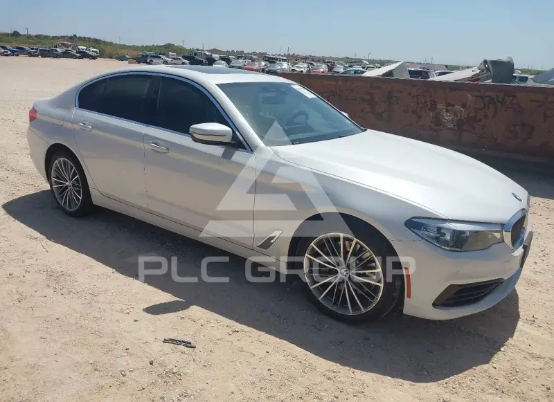 2019 BMW 540 photo