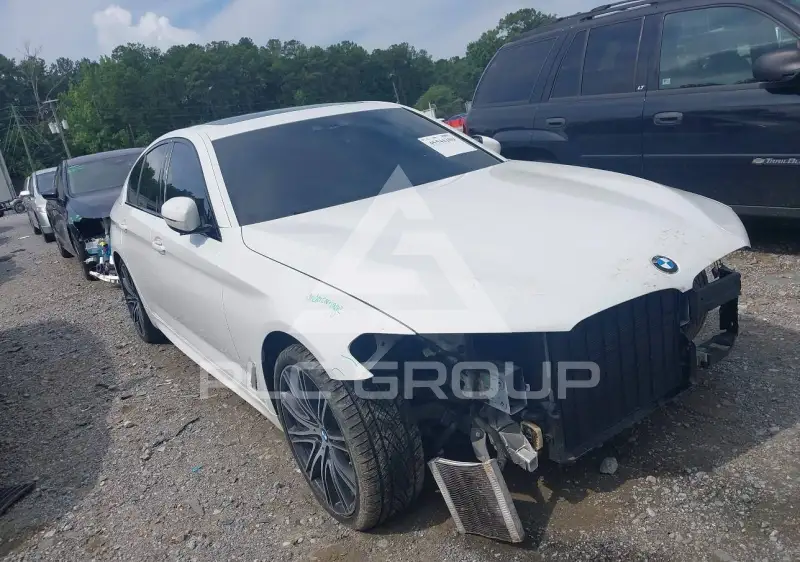 2019 BMW 540 фото