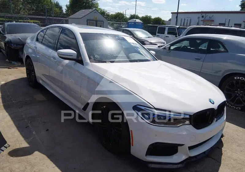 2019 BMW 540 photo